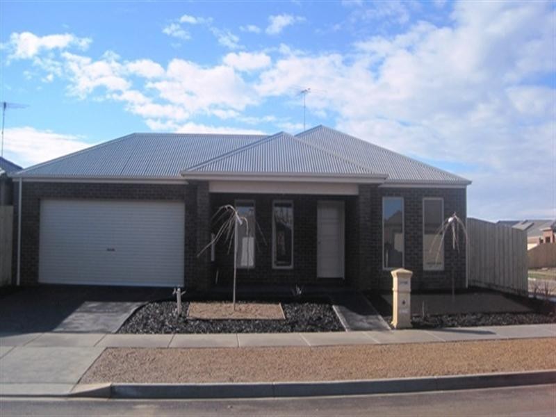 72-74 Curtain Drive, Leopold VIC 3224