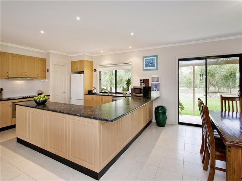 64 Broom Road, Lethbridge VIC 3332