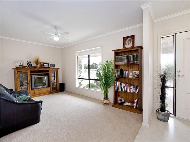 64 Broom Road, Lethbridge VIC 3332