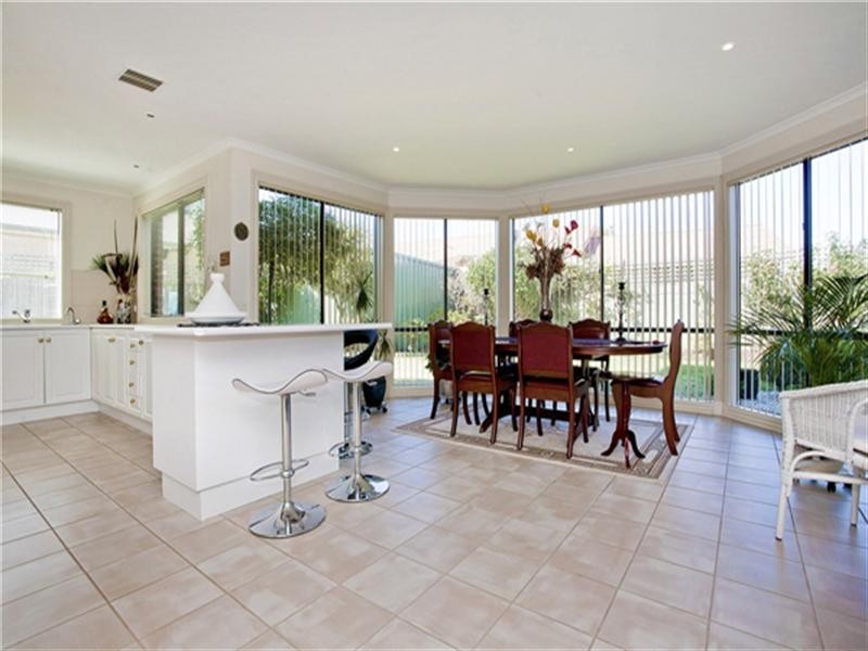 3 Meadowvale Drive, Grovedale VIC 3216