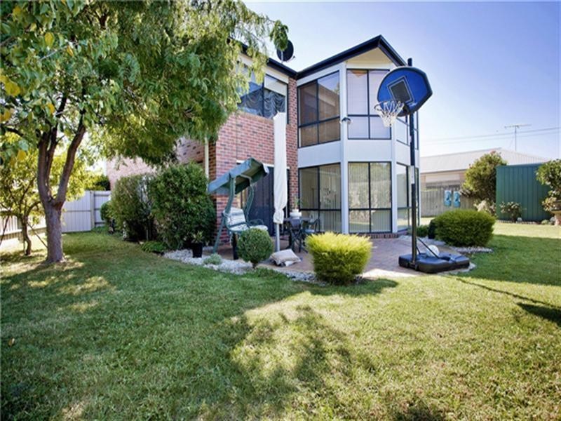 3 Meadowvale Drive, Grovedale VIC 3216