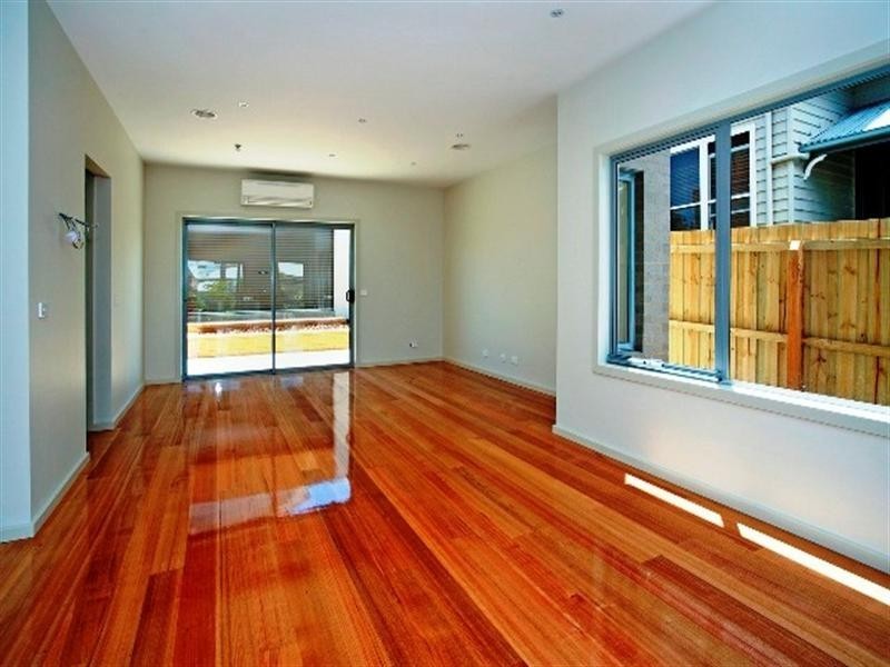 4/67 Sydney Parade, Geelong VIC 3220