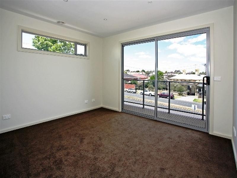 4/67 Sydney Parade, Geelong VIC 3220