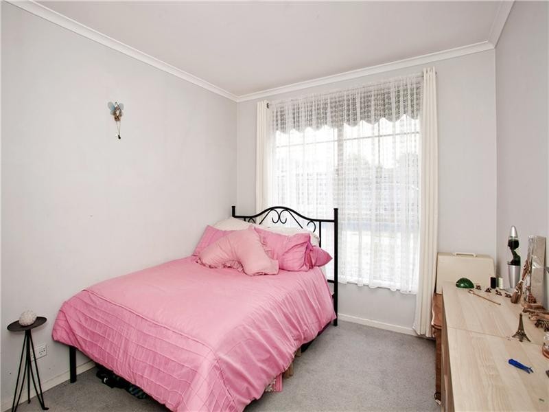 2/35 Beauford Avenue, Bell Post Hill VIC 3215