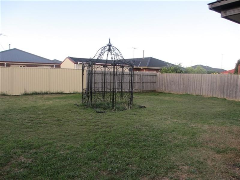 37 Smith Street, Grovedale VIC 3216