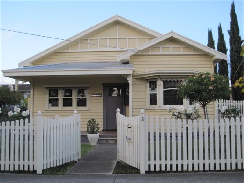 3 Lascelles Avenue, Manifold Heights VIC 3218