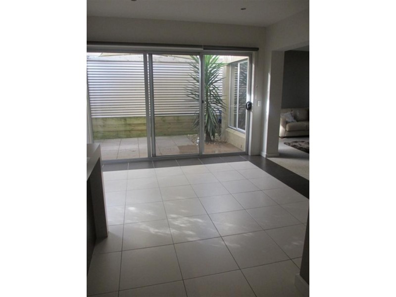 200 Bellarine Street, Geelong VIC 3220