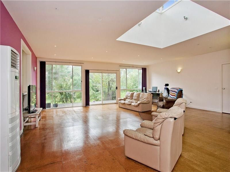 4 Collett Court, St Leonards VIC 3223