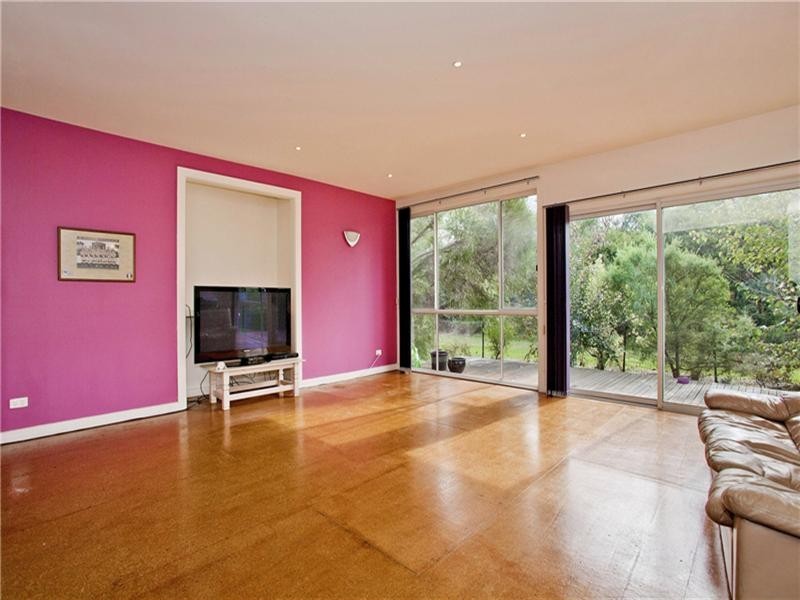 4 Collett Court, St Leonards VIC 3223