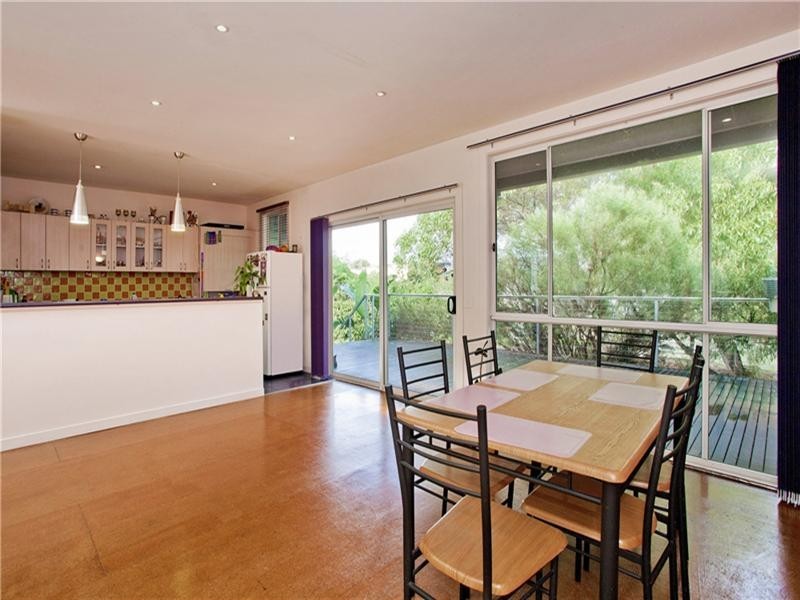 4 Collett Court, St Leonards VIC 3223