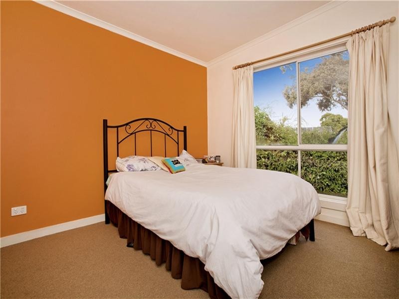 4 Collett Court, St Leonards VIC 3223