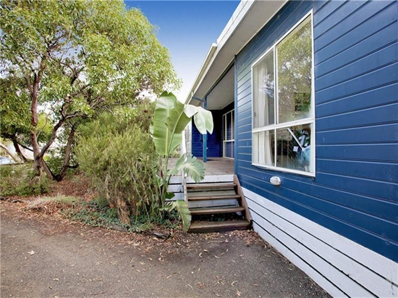 4 Collett Court, St Leonards VIC 3223