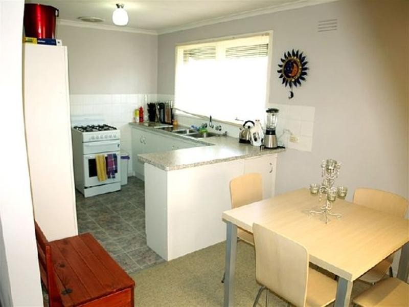 1/50 Maurice Street, Herne Hill VIC 3218