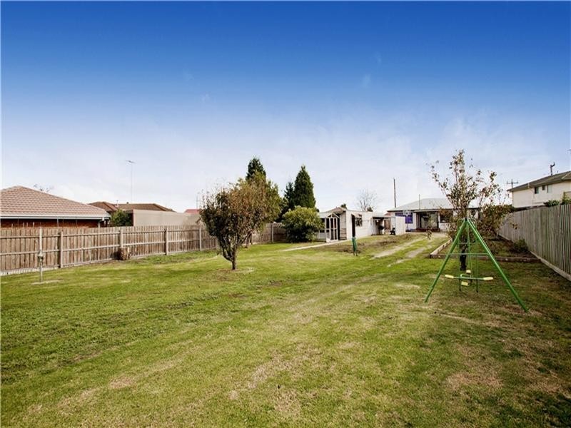 291 Wilsons Road, St Albans Park VIC 3219