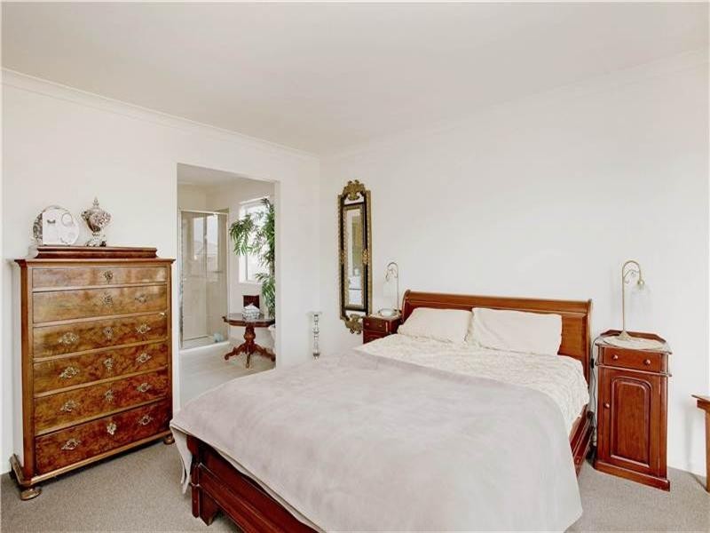 5 Tracken Terrace, Grovedale VIC 3216