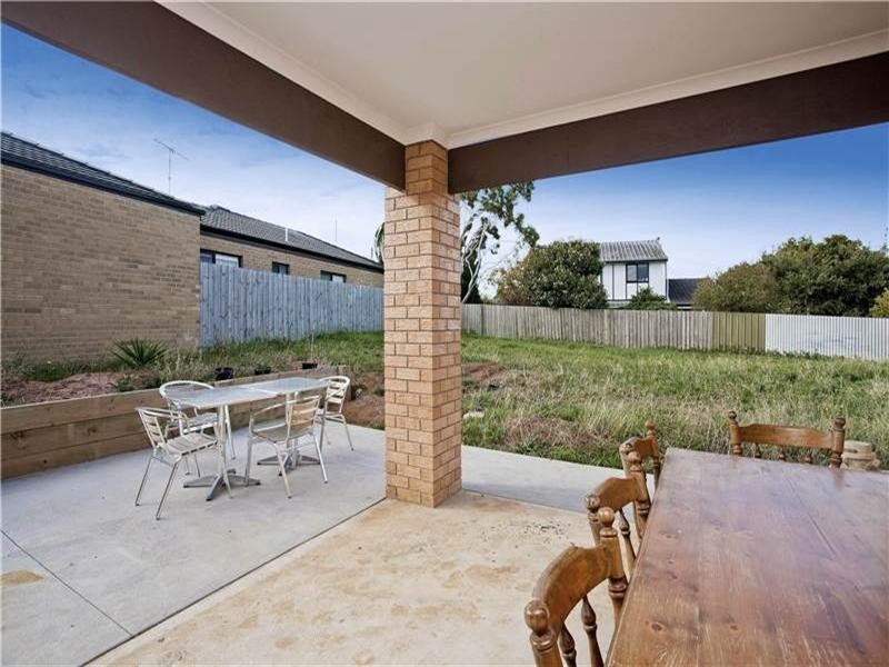 5 Tracken Terrace, Grovedale VIC 3216