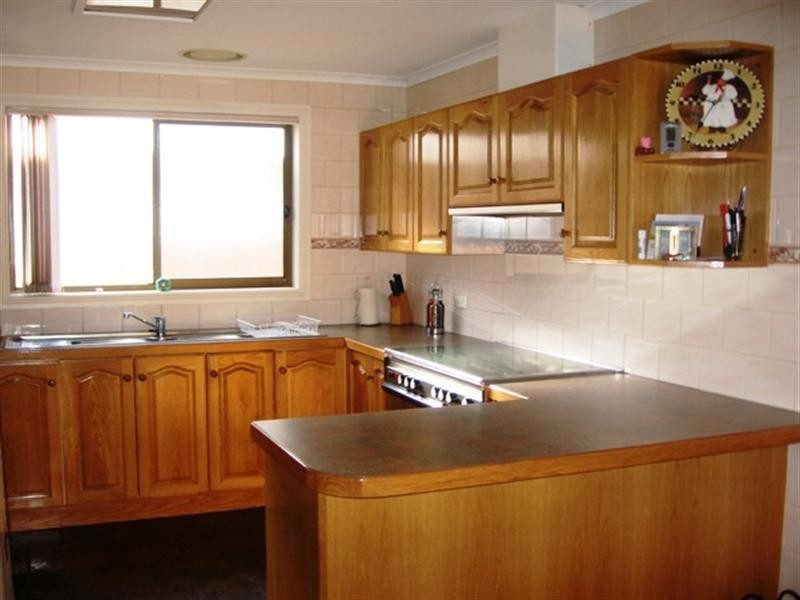 93 Newton Avenue, Bell Post Hill VIC 3215