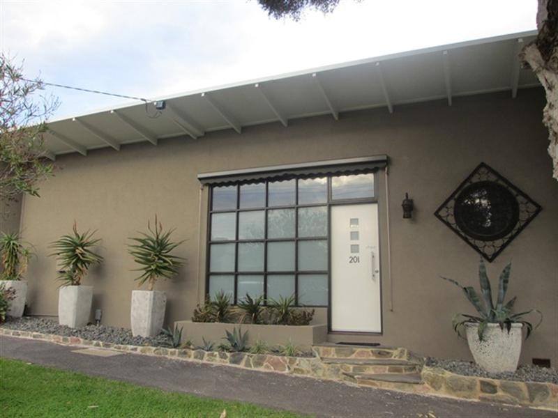 201 Bellerine Street, Geelong VIC 3220