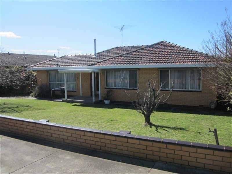 23 Acacia Street, Hamlyn Heights VIC 3215