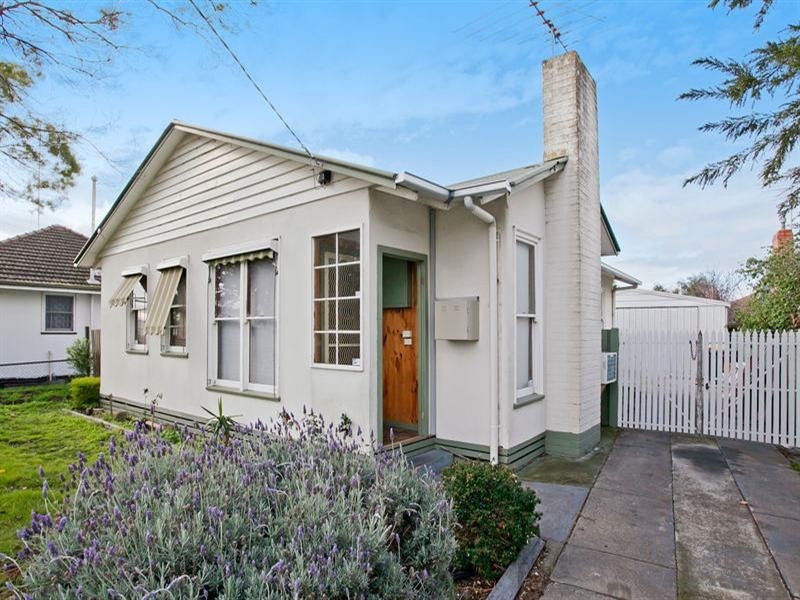 42 Robin Avenue, Norlane VIC 3214