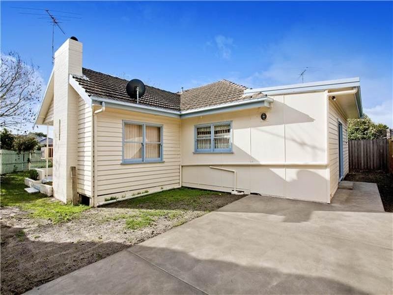 57 Summit Avenue, Belmont VIC 3216