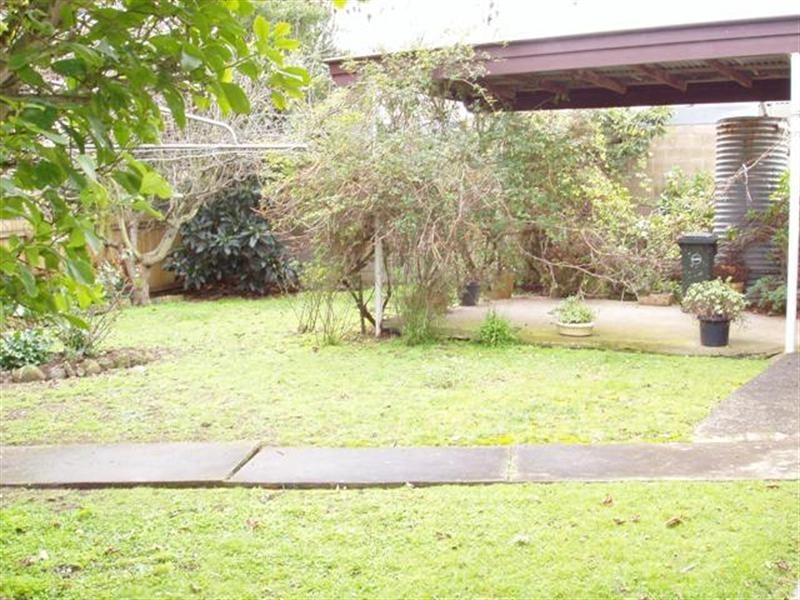 4 Pickett Crescent, Belmont VIC 3216