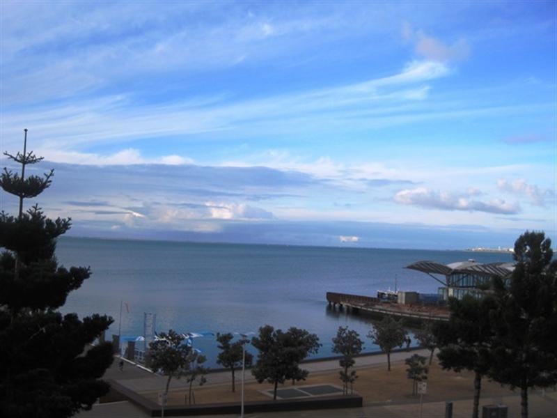 Apartment 404 Pier Point, Geelong VIC 3220