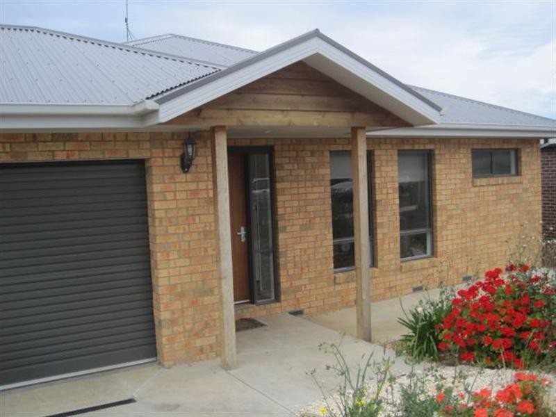 Room 5/17 Garvey Court, Highton VIC 3216