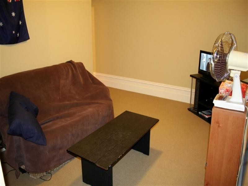 11B Pevensey Crescent, Geelong VIC 3220