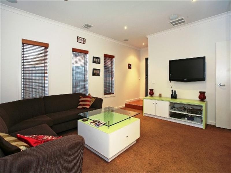 2/391 Myers Street, East Geelong VIC 3219