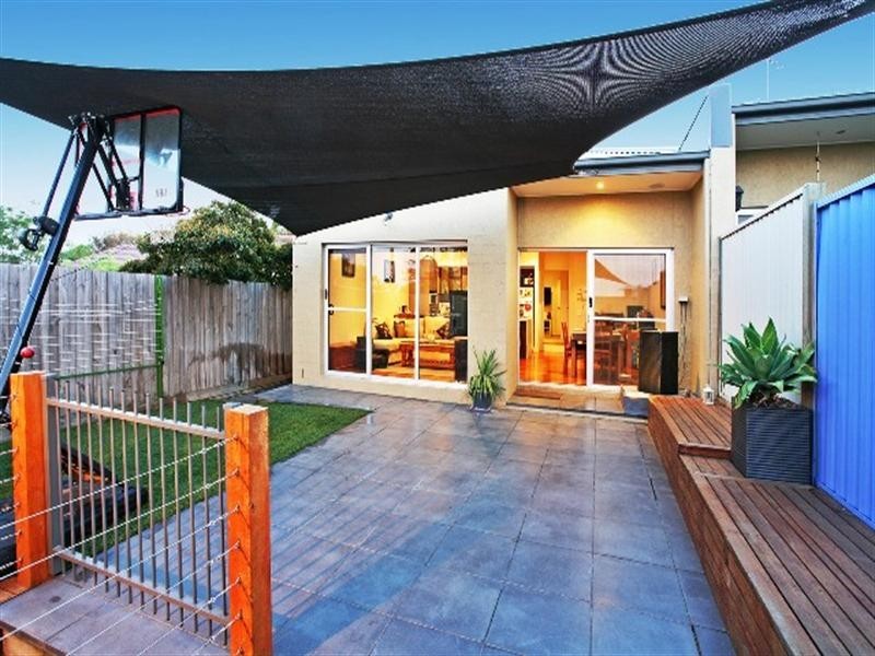 2/391 Myers Street, East Geelong VIC 3219