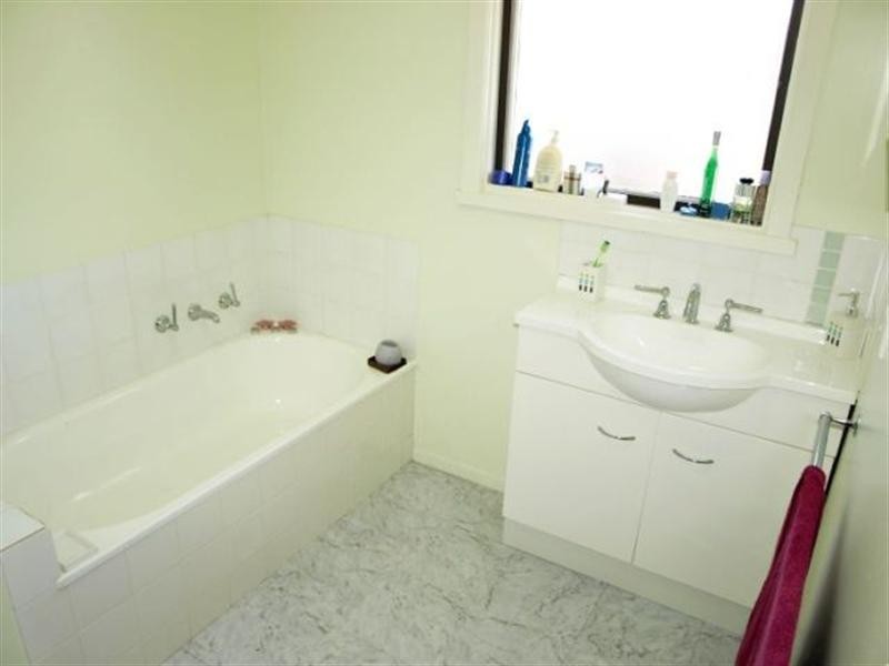 1/50 Maurice Street, Herne Hill VIC 3218