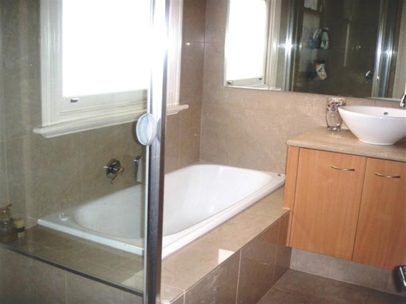 138 Gheringhap Street, Geelong VIC 3220