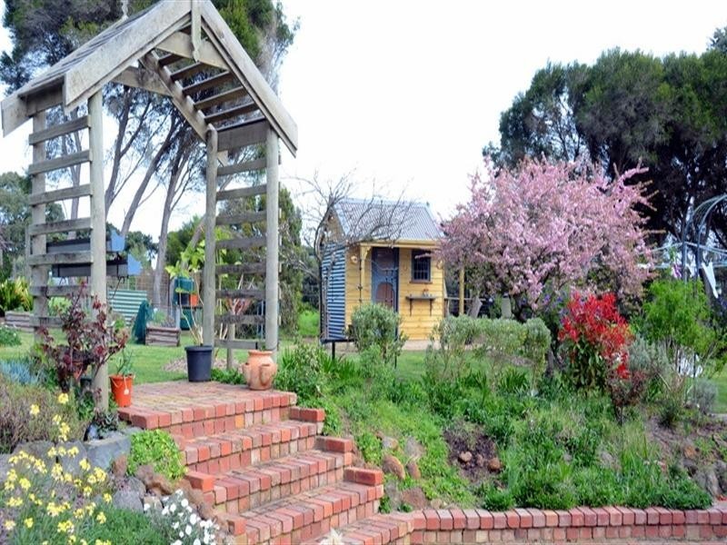 110 Swan Bay Road, Wallington VIC 3221
