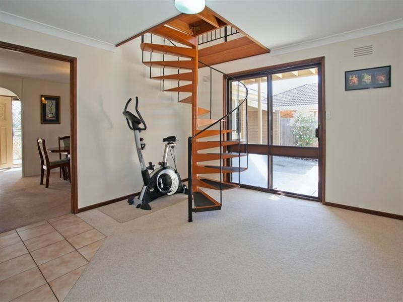 23 Konrads Crescent, Highton VIC 3216