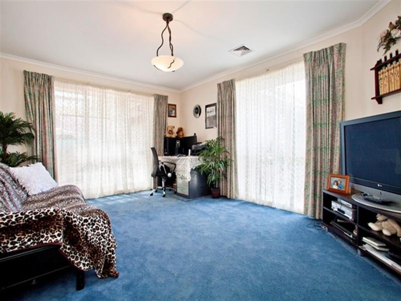 11 Lymington Court, St Albans Park VIC 3219