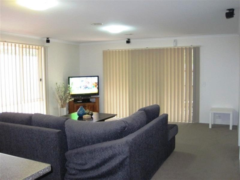 2/30 Francis Street, Belmont VIC 3216