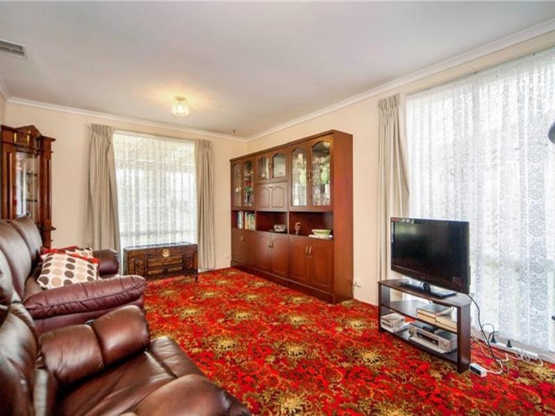 183 Solar Drive, Whittington VIC 3219