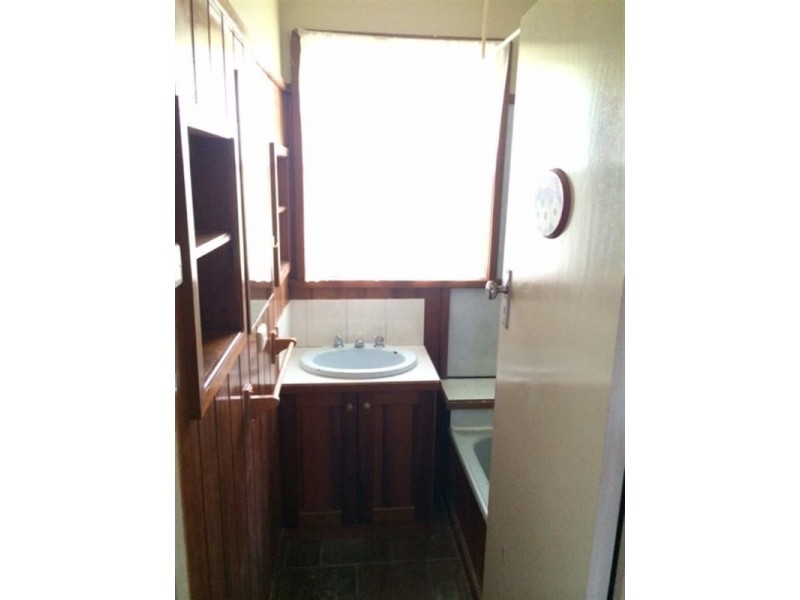 83 Vermont Avenue, Corio VIC 3214