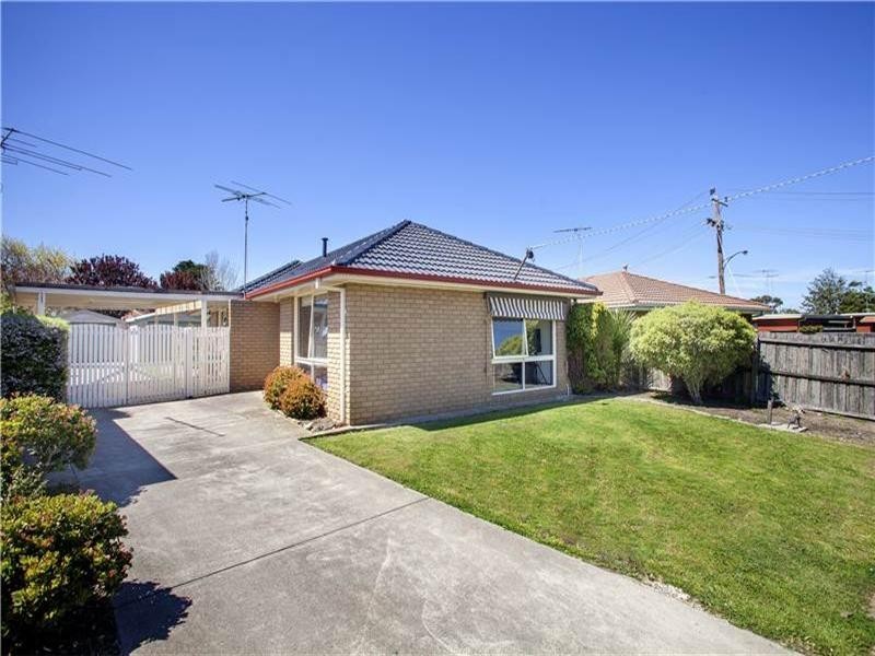113 Solar Drive, Whittington VIC 3219