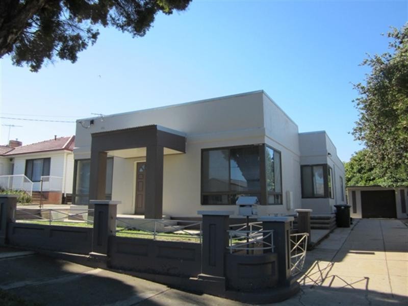 6 Fisher Street, Belmont VIC 3216