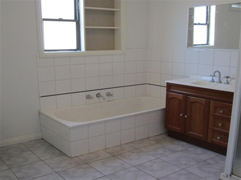 6 Fisher Street, Belmont VIC 3216