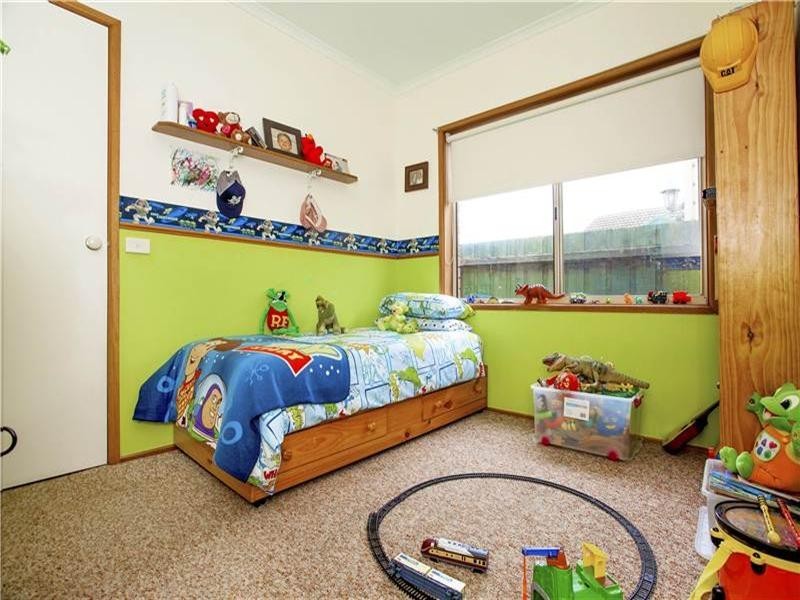 16 Carbine Drive, St Albans Park VIC 3219