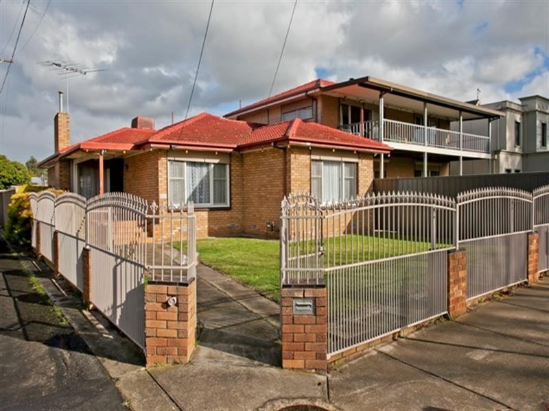 211 Aberdeen Street, Newtown VIC 3220