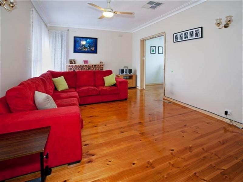 211 Aberdeen Street, Newtown VIC 3220