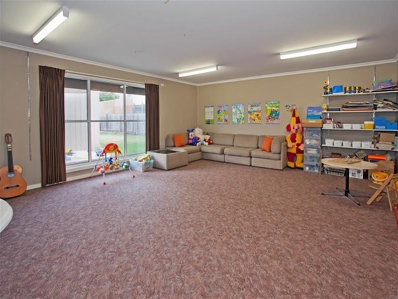 211 Aberdeen Street, Newtown VIC 3220