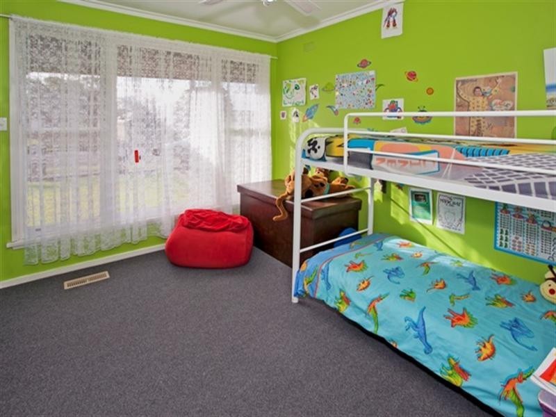 211 Aberdeen Street, Newtown VIC 3220