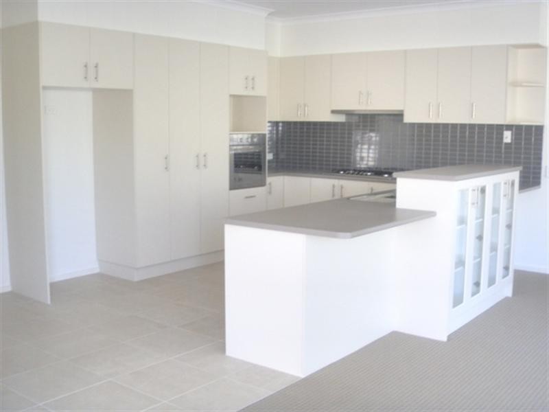 2/11 Addis Street, Geelong West VIC 3218