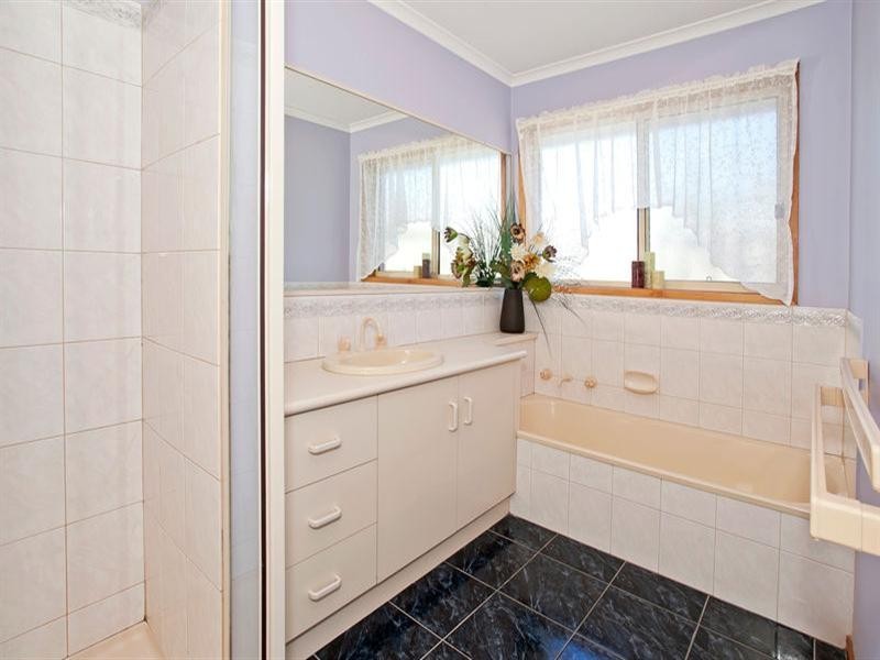 14 Gandross Place, St Albans Park VIC 3219