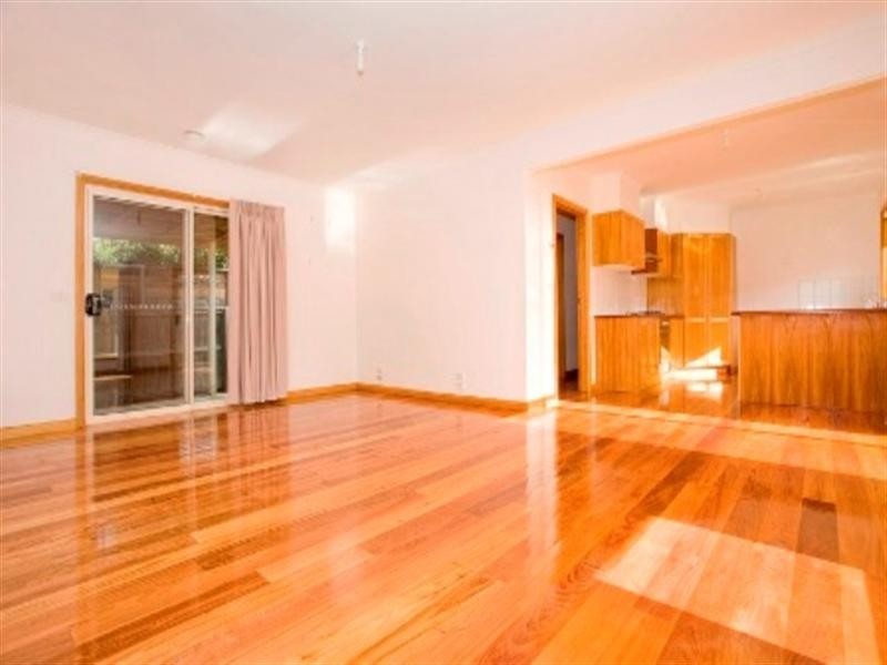 2/9 Konrads Crescent, Highton VIC 3216